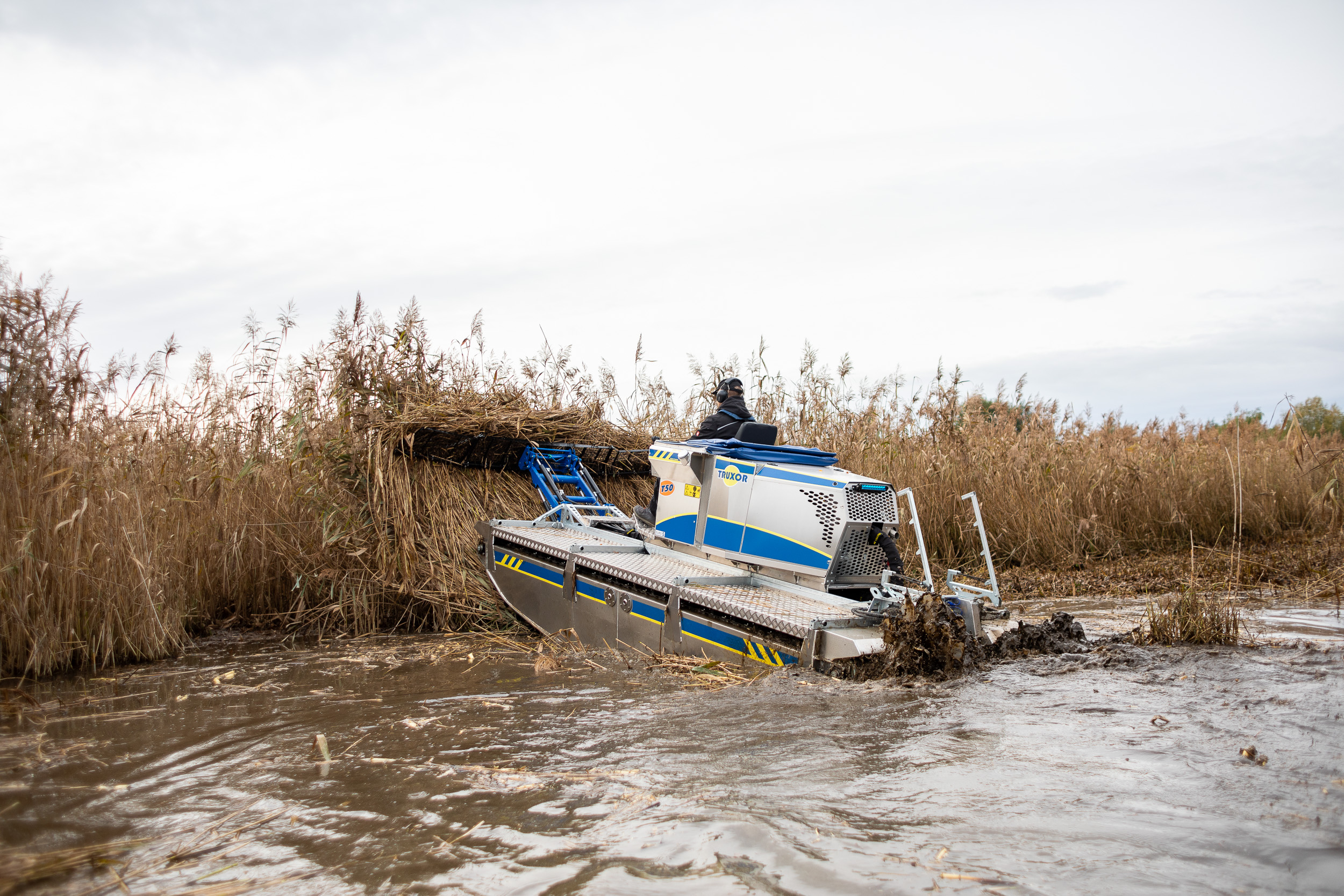 Farm pond irrigation system maintenance
